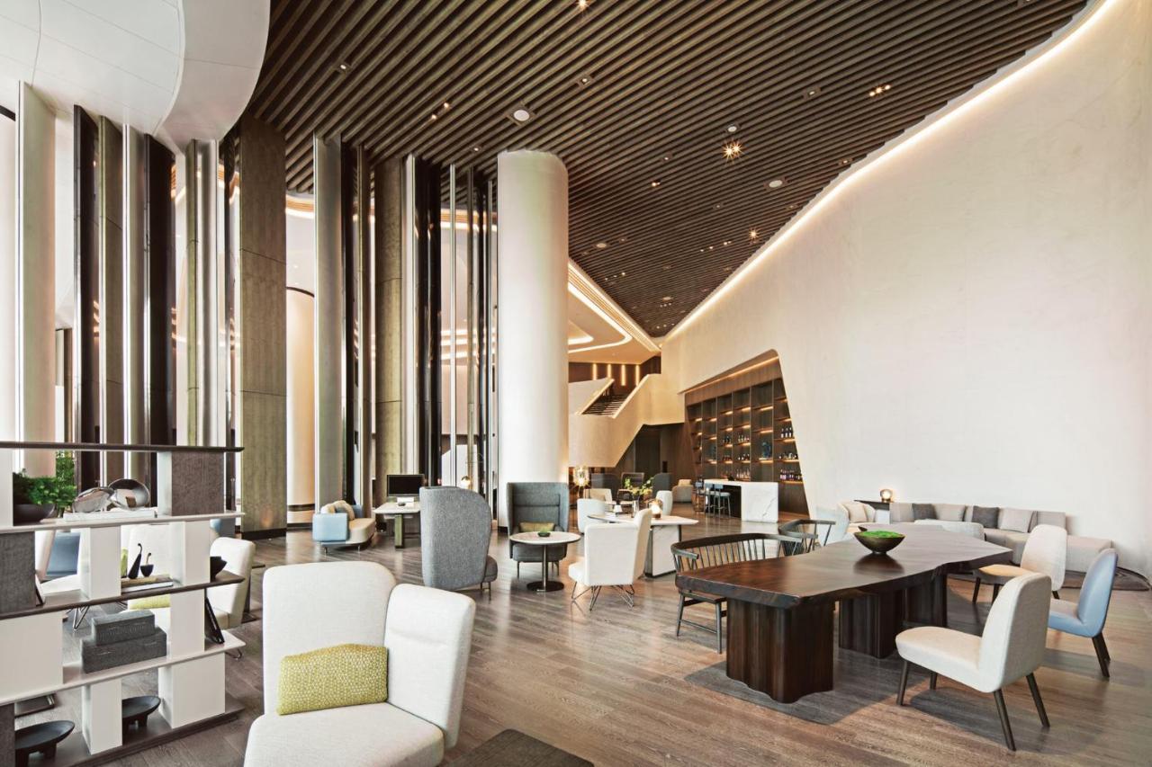 Crowne Plaza Wuhan Optics Valley By Ihg Exterior photo
