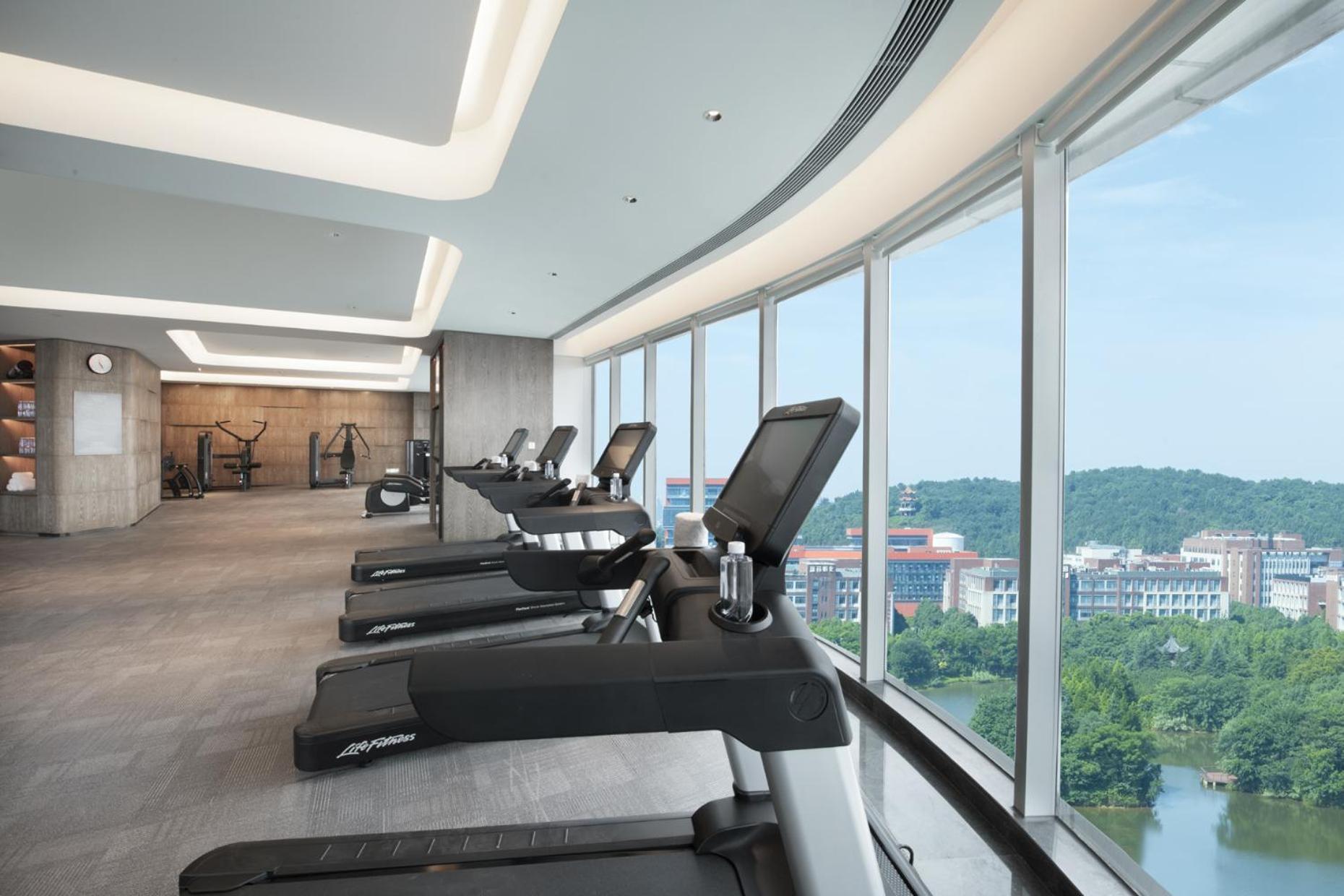 Crowne Plaza Wuhan Optics Valley By Ihg Exterior photo